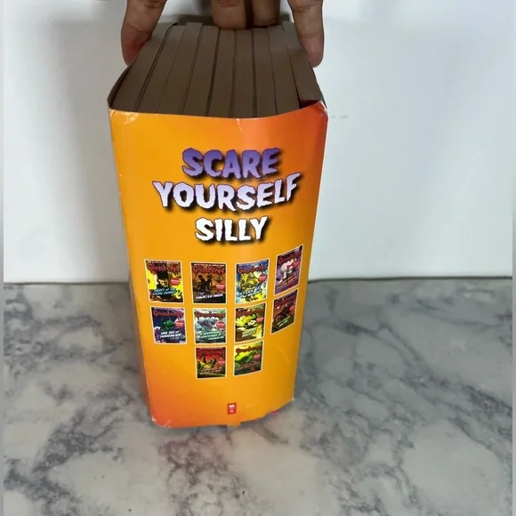 Goosebumps Classic (Series 1) -9/ 10 Books Set Collection  1 Book Missin - Picture 2 of 6